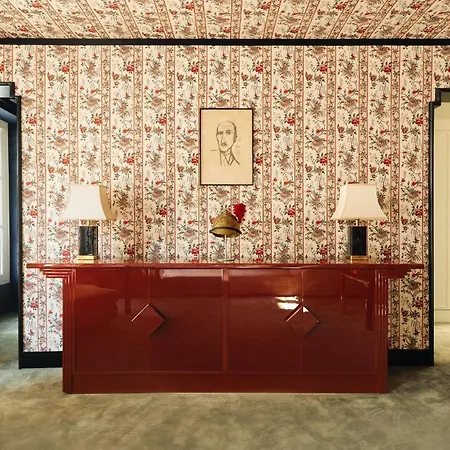 Hotel Les Cinabre Parigi