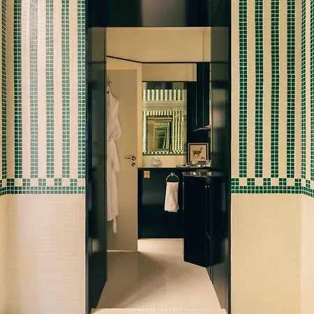 Hotel Les Cinabre *